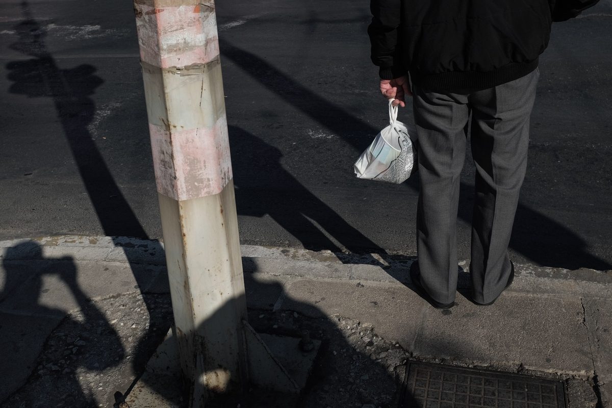 Eurostat: Στον «πάτο» της Ευρώπης η Ελλάδα για το ωριαίο κόστος εργασίας