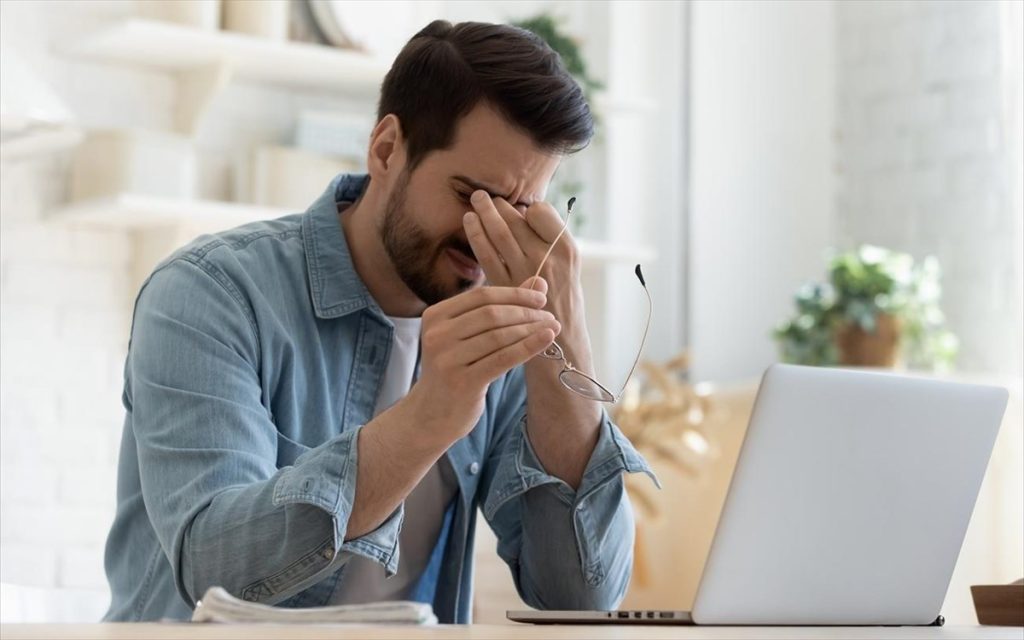 Μυοκυμία: Οι 10 λόγοι που «παίζει» το μάτι σας επί μέρες