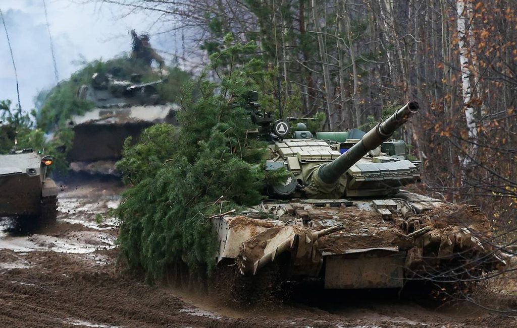 Ο ρωσικός στρατός μπήκε στην περιφέρεια του Σούμι: Κατέλαβε την Βεζέλοβκα και ύψωσε τη ρωσική σημαία (βίντεο)