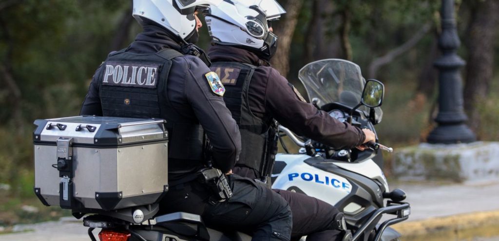 Διαρρήκτες «ξάφρισαν» περίπτερο στη Σπερχειάδα – Εξαφανίστηκαν χρήματα και καπνικά προϊόντα αξίας 20.000 ευρώ