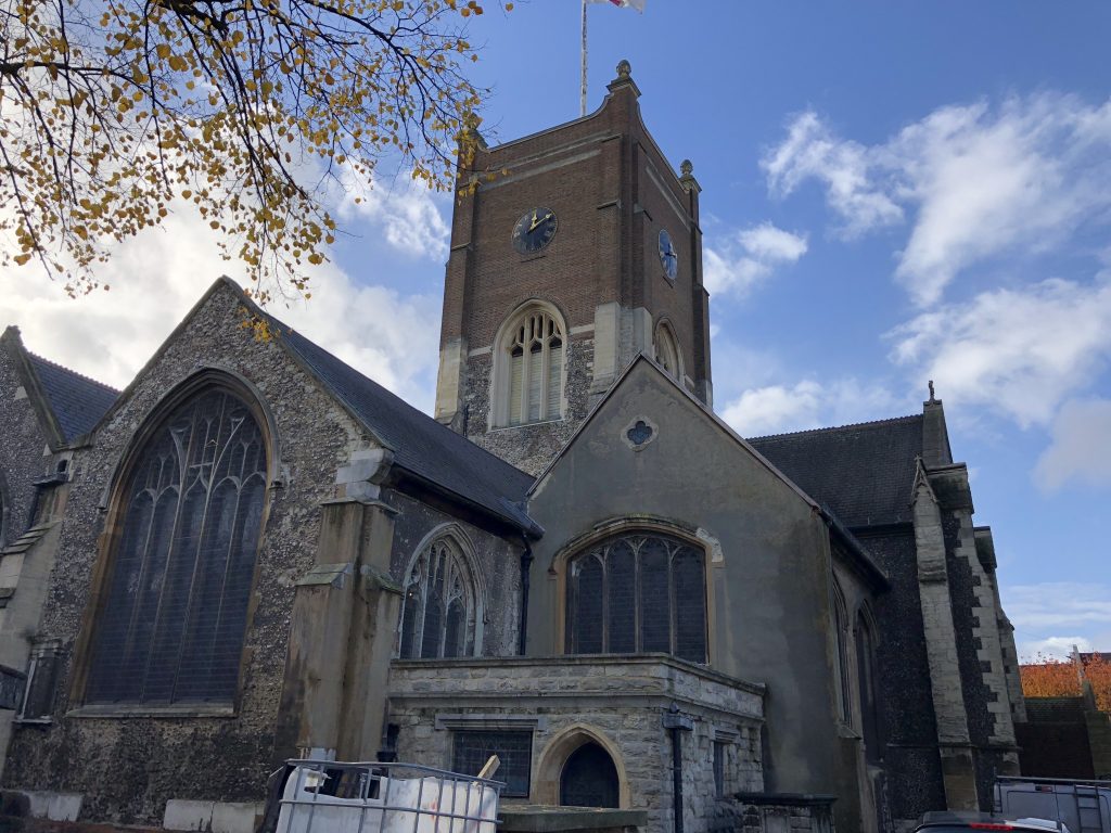 Λονδίνο: Βρέθηκε νεκρό βρέφος έξω από εκκλησία – Συνελήφθη η μητέρα του