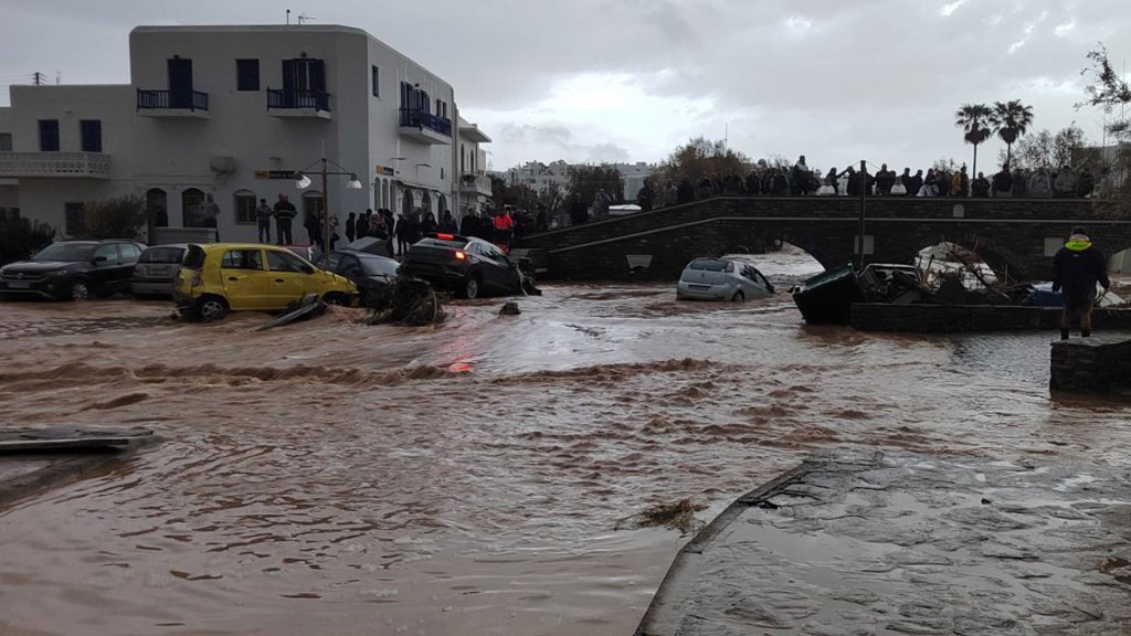 Κακοκαιρία: Σε ποιες περιοχές θα παραμείνουν κλειστά σήμερα τα σχολεία