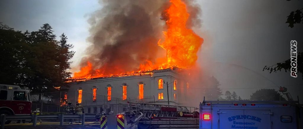 Πυρ εξ ουρανού: Πώς κεραυνός έκαψε εκκλησία που είχε συμμετάσχει σε εορτασμούς του “gay pride” στις ΗΠΑ!