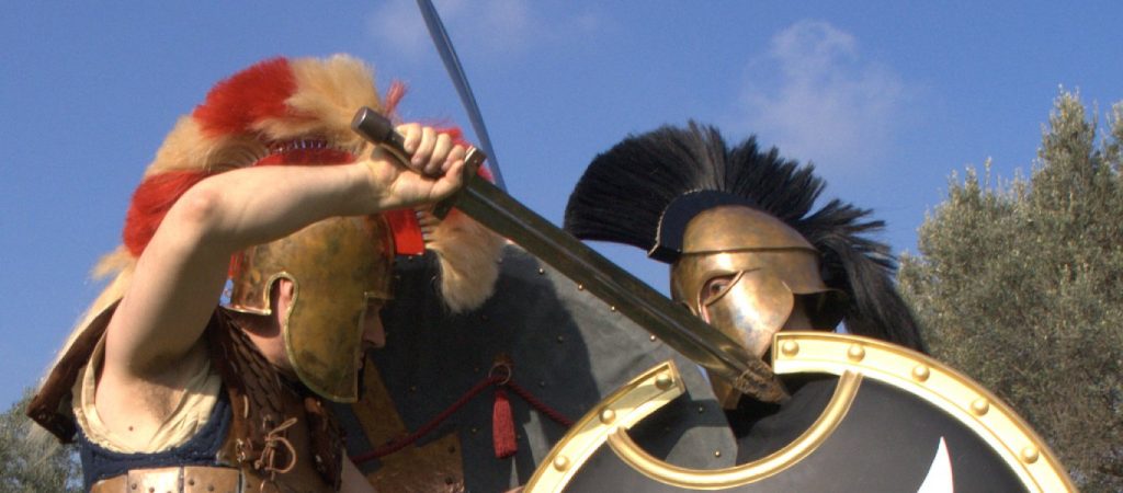 Πώς χρησιμοποιούσαν τα δόρατα και τα ξίφη τους οι Αρχαίοι Έλληνες
