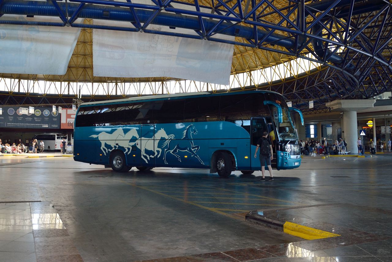 Πάτρα: Καταγγελία για εισπράκτορα του ΚΤΕΛ που «άδειασε» πολύτεκνη με σπασμένο μηνίσκο