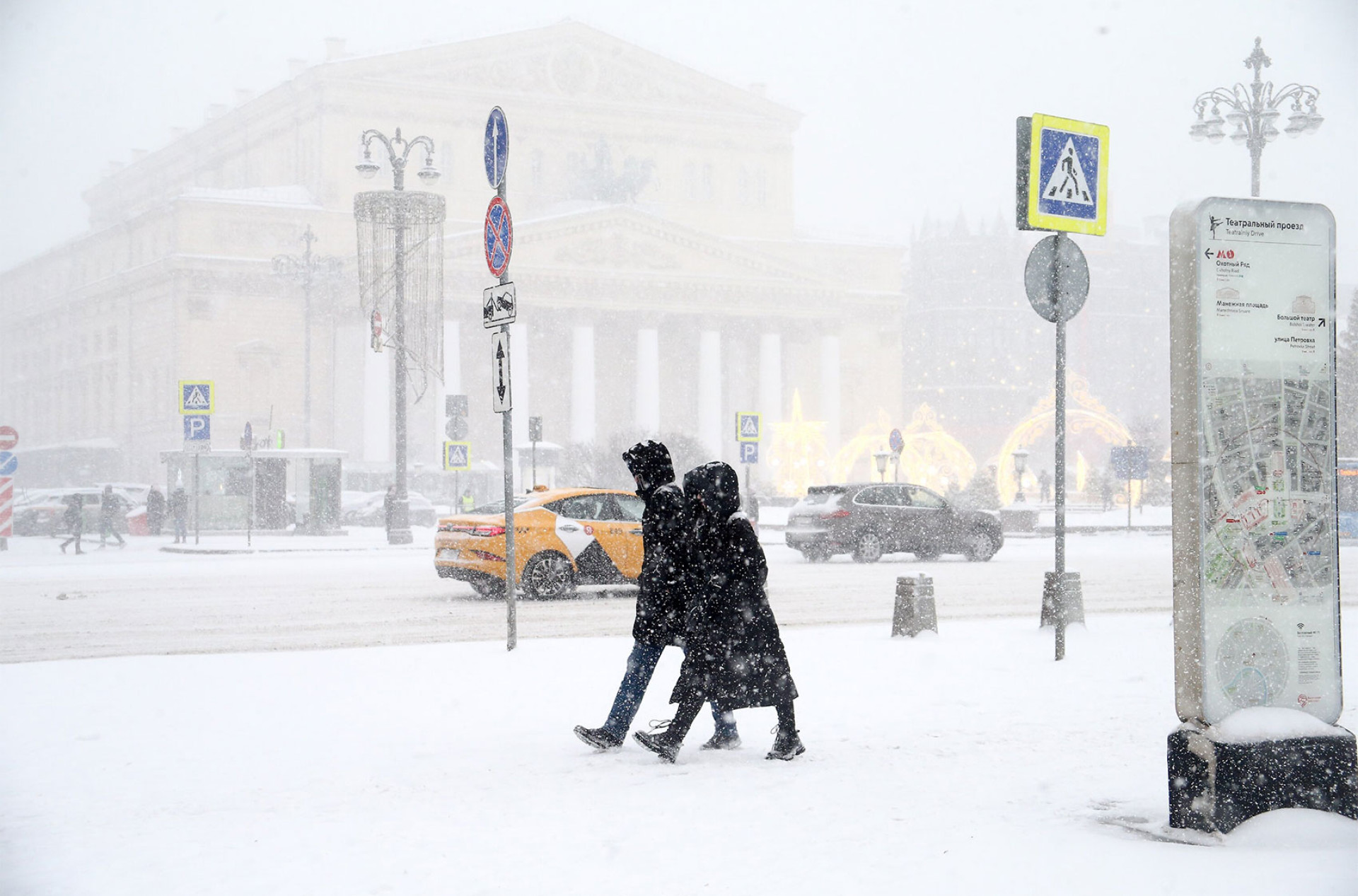 Η άνοιξη «ακυρώθηκε» στην Μόσχα: Με 10 πόντους χιόνι και -2 η ρωσική πρωτεύουσα (βίντεο)