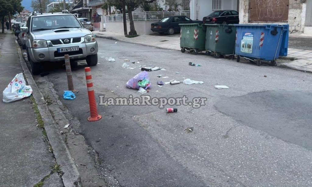 Αναστάτωση σε γειτονιά της Λαμίας: Μαινόμενος άνδρας χτυπούσε παρκαρισμένα αυτοκίνητα (βίντεο)