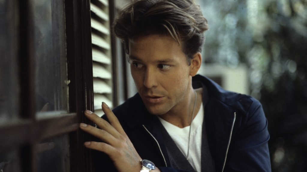 «Αγνώριστος» ο διάσημος ηθοποιός Μ.Ρουρκ από τις πλαστικές επεμβάσεις: Δείτε πώς είναι σήμερα (φωτο)