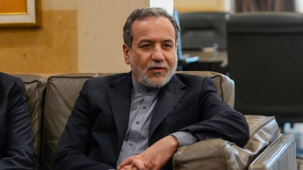 Ιράν: Συνάντηση Α.Αραγκτσί – Σ.Γουίτκοφ τις «επόμενες ημέρες» για συνομιλίες σχετικά με τα πυρηνικά