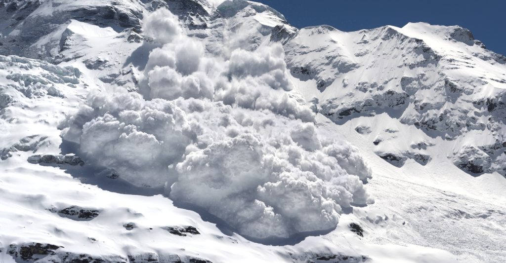 Νεπάλ: Χιονοστιβάδα παρέσυρε ορειβάτες στην κορυφή Αναπούρνα – Δύο αγνοούμενοι