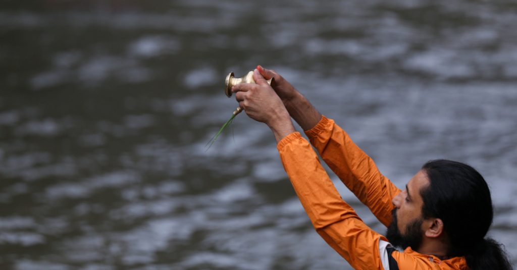 Κολοσσιαία απάτη από Ινδό γκουρού: Αγόρασε εκτάσεις από ιθαγενείς της Βολιβίας και «δημιούργησε»… κράτος!