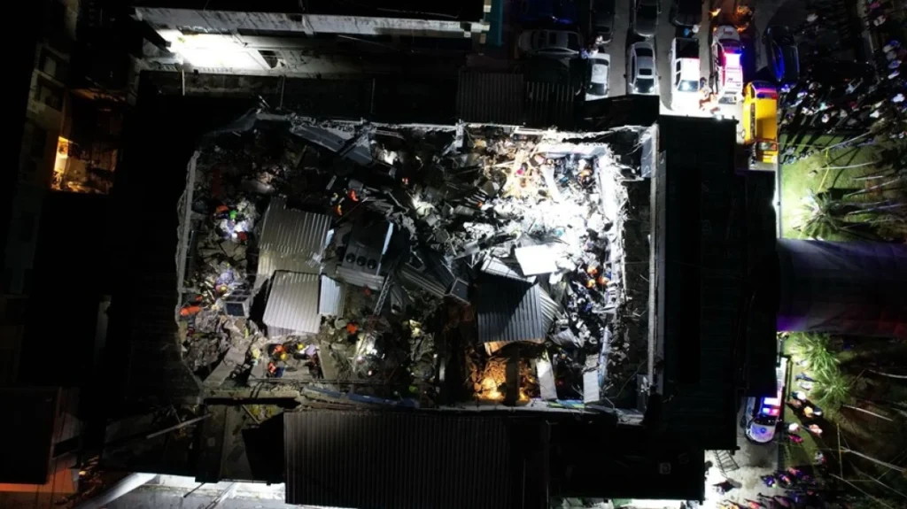 Δομινικανή Δημοκρατία: Κατέρρευσε οροφή σε νυχτερινό κέντρο- Τουλάχιστον 15 νεκροί και 70 τραυματίες (βίντεο) (upd)