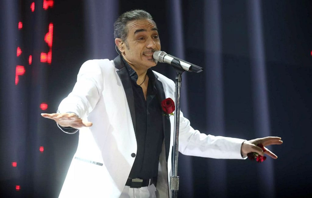 Ν.Σφακιανάκης: Πού θα πραγματοποιηθούν οι δύο μεγάλες συναυλίες που θα σηματοδοτήσουν την επιστροφή του