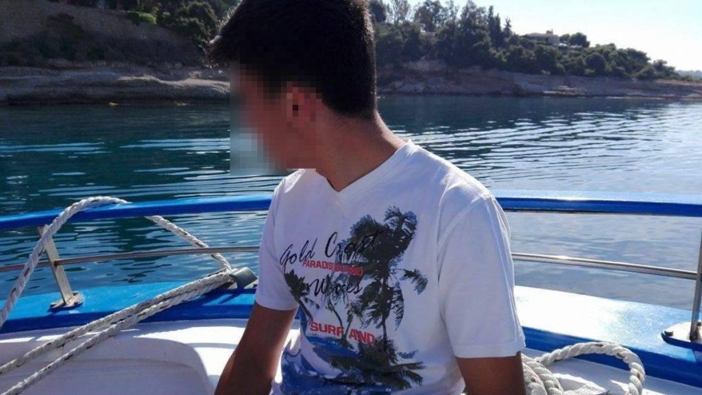 Διπλή δολοφονία στο Αίγιο: Σήμερα απολογείται ο 23χρονος δράστης – Αυτοτραυματίστηκε κατά την κράτησή του