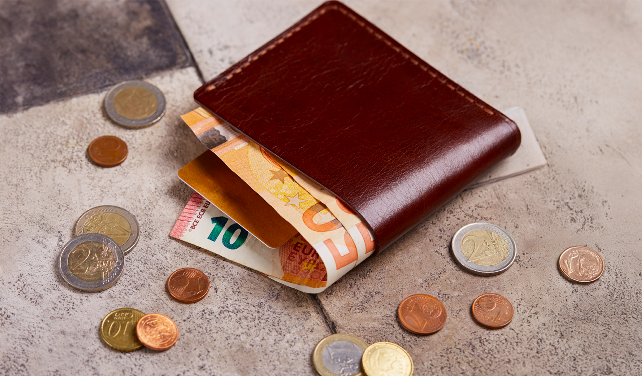 ΓΣΕΕ: Δείτε πώς θα αμειφθούν όσοι εργαστούν τις αργίες του Πάσχα