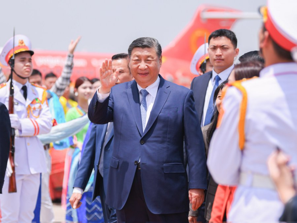 Ο Σι Τζινπίνγκ σε περιοδεία στην Ασία: Προσπάθεια να απομακρύνει από τις ΗΠΑ τις χώρες της περιοχής