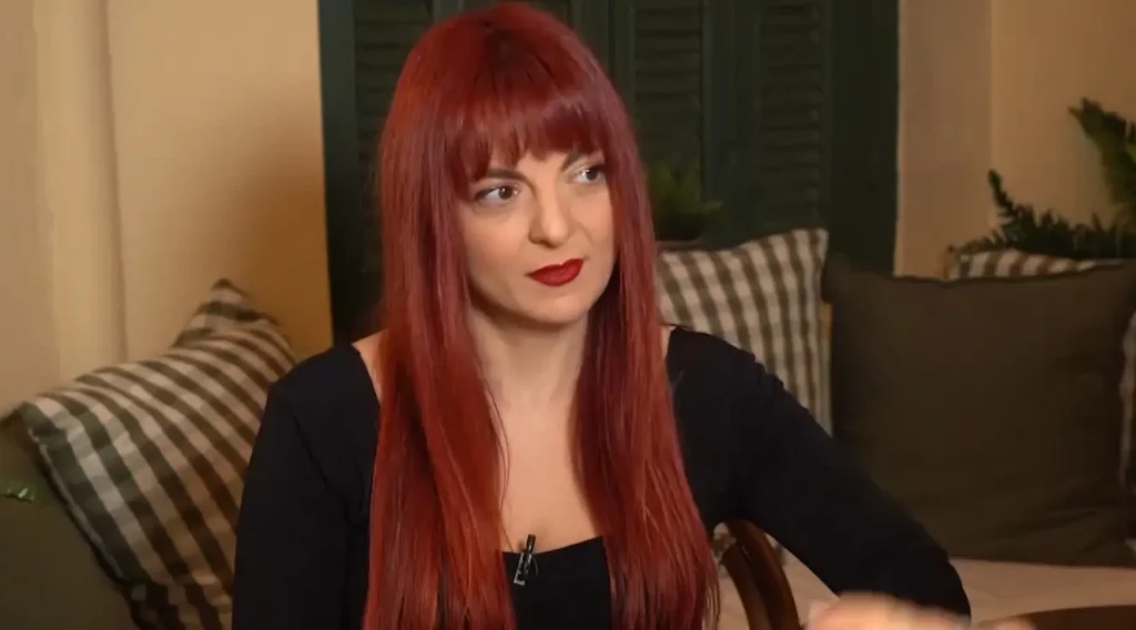 Χρύσα Κατσαρίνη: «Η δύναμη που έχω, ίσως απορρέει από το γεγονός ότι με έδερνε ο πατέρας μου»