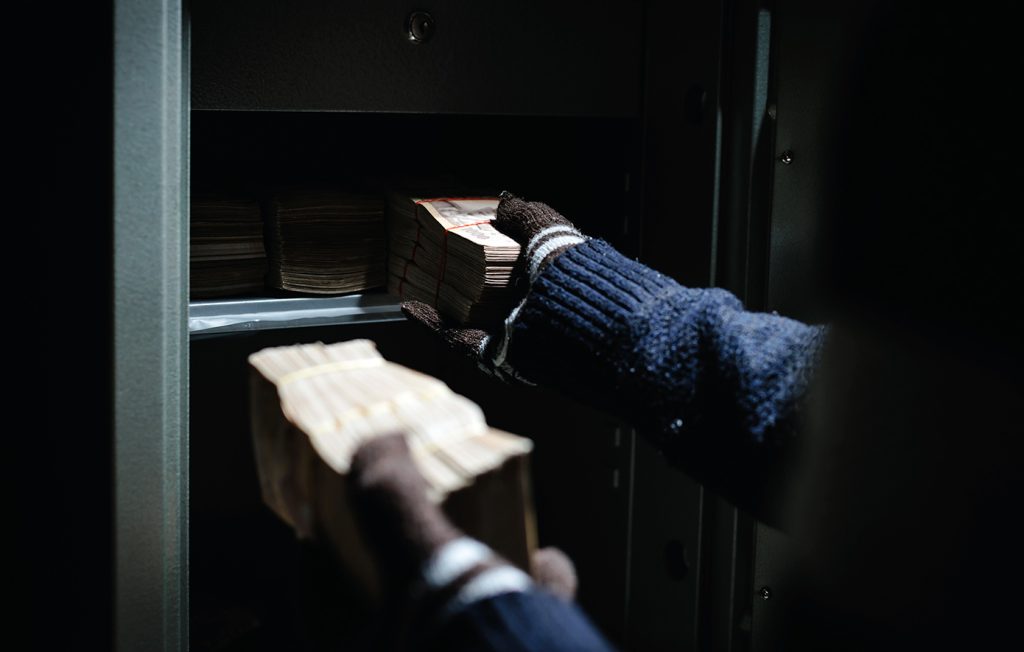 «Φτερά» έκαναν 45.000 ευρώ από χρηματοκιβώτιο χωρίς ίχνος παραβίαση – «Μυστήριο» σε ξενοδοχείο της Ρόδου