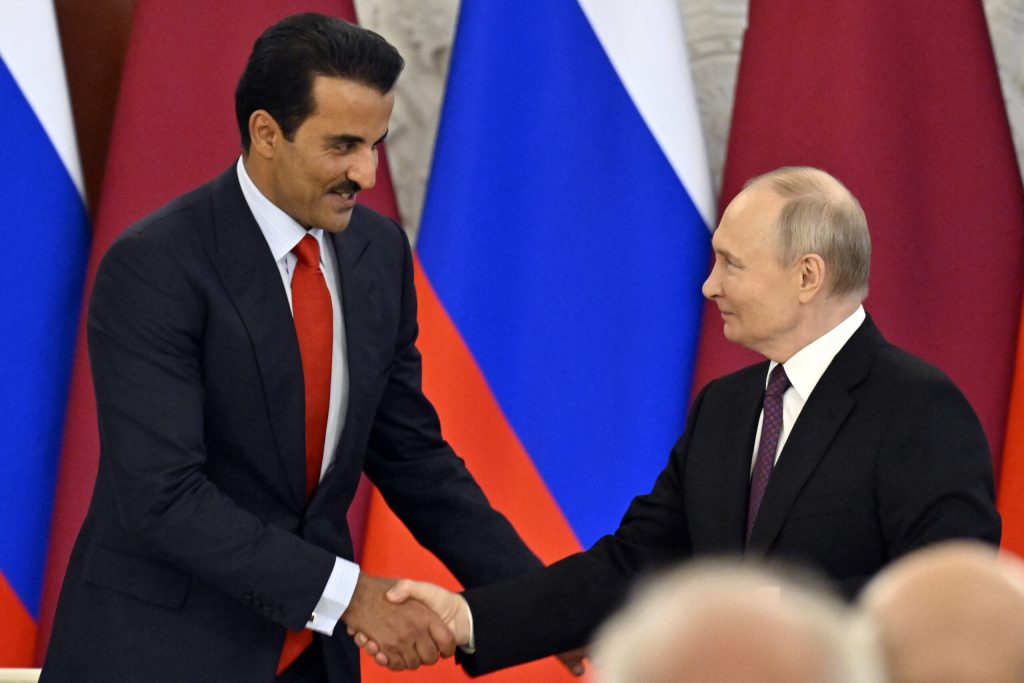 Με τον Εμίρη του Κατάρ συναντήθηκε ο Β.Πούτιν: Τι συζήτησαν