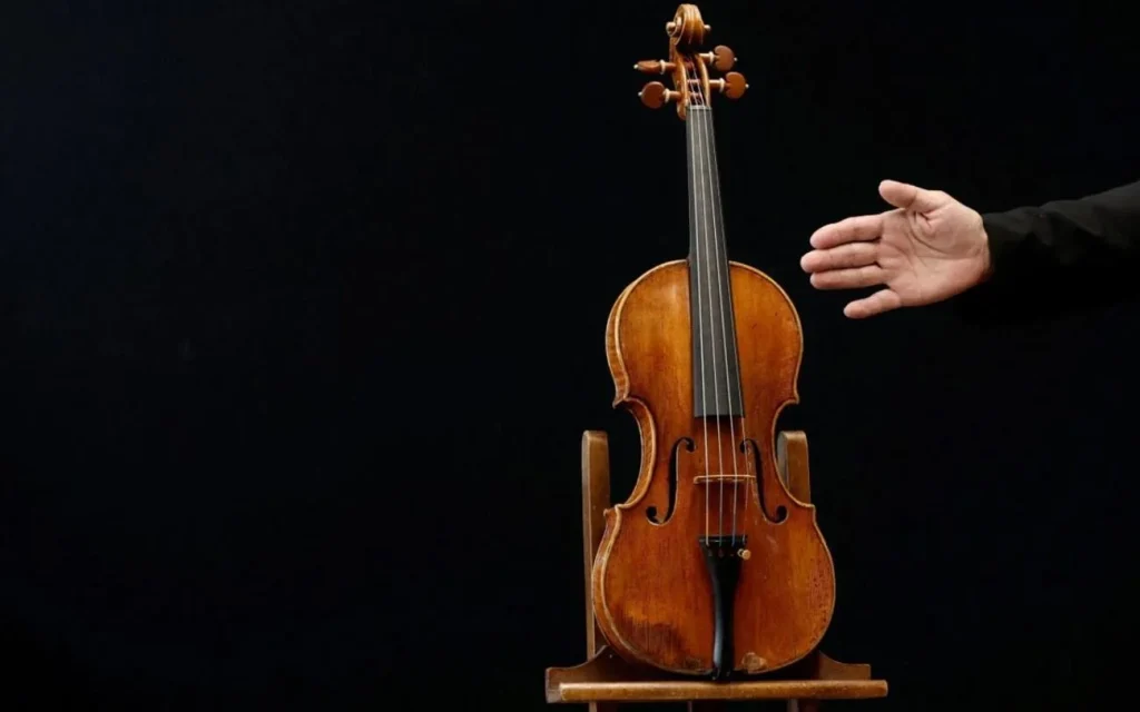 Άστεγος έκλεψε από φοιτήτρια βιολί ηλικίας 331 ετών και αξίας 650.000 δολαρίων – Πώς τον εντόπισαν οι Αρχές (φωτο)