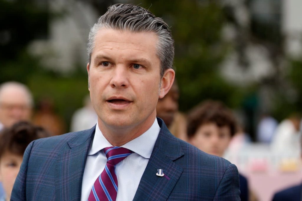 Aμερικανός ΥΠΑΜ Π.Χέγκσεθ: «Τέρμα οι woke μ@λ@κίες στις ένοπλες δυνάμεις»