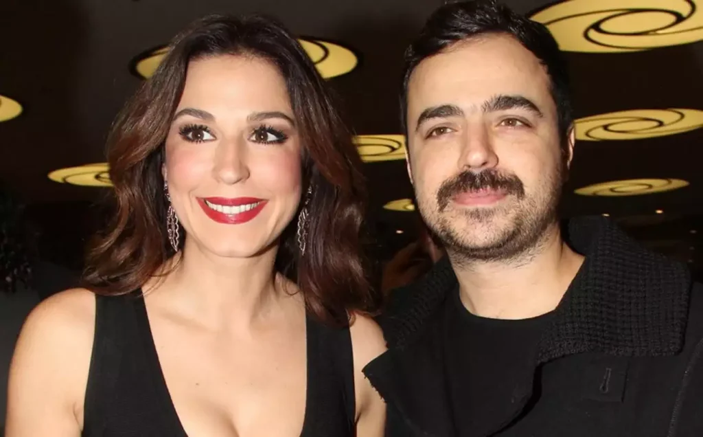 Στα δικαστήρια Κ.Παπουτσάκη και Π.Πιλαφάς: Ο επιχειρηματίας διεκδικεί τη συνεπιμέλεια των δύο παιδιών τους