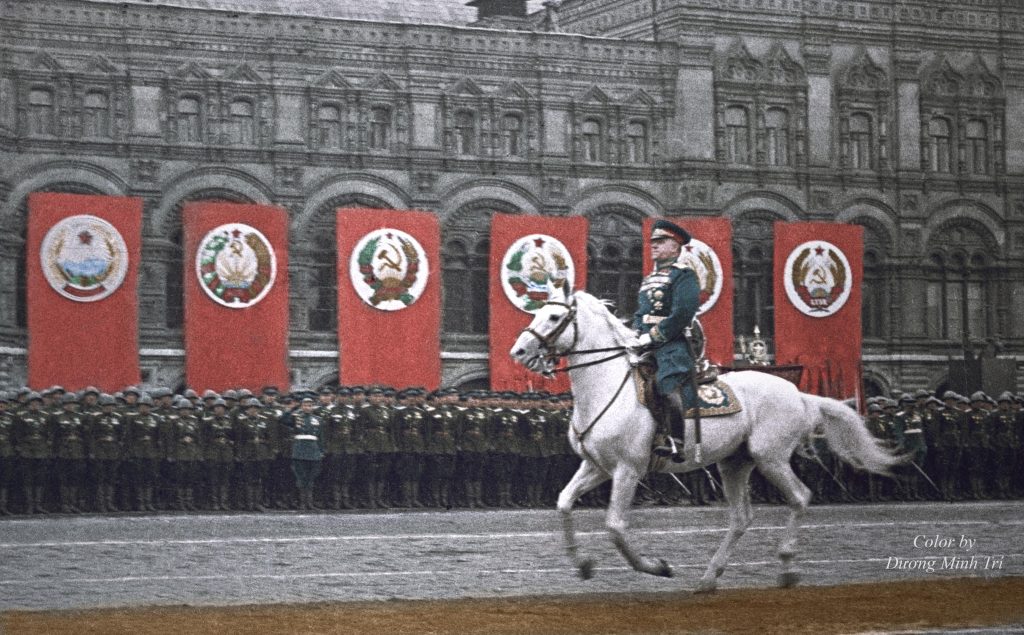 Ιούνιος 1945: Η ιστορική ομιλία του στρατάρχη Ζούκοφ στην Κόκκινη Πλατεία για τη νίκη κατά της Γερμανίας