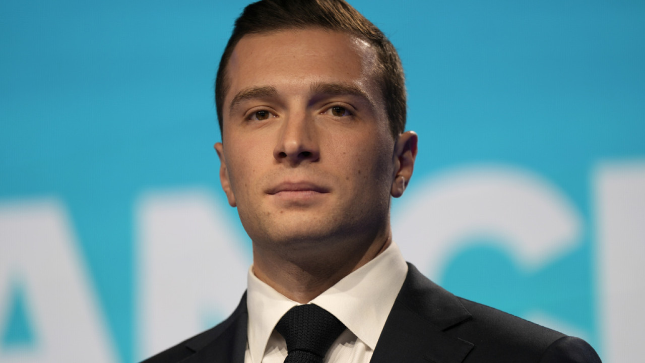 Γαλλία: O Z.Mπαρντελά ανακοίνωσε πως θα είναι υποψήφιος στις προεδρικές εκλογές εάν αποκλειστεί η Μ.Λεπέν