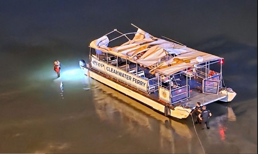 Συγκρούστηκαν σκάφη σε φεστιβάλ γλυπτικής άμμου στη Φλόριντα: Ένας νεκρός και 12 τραυματίες