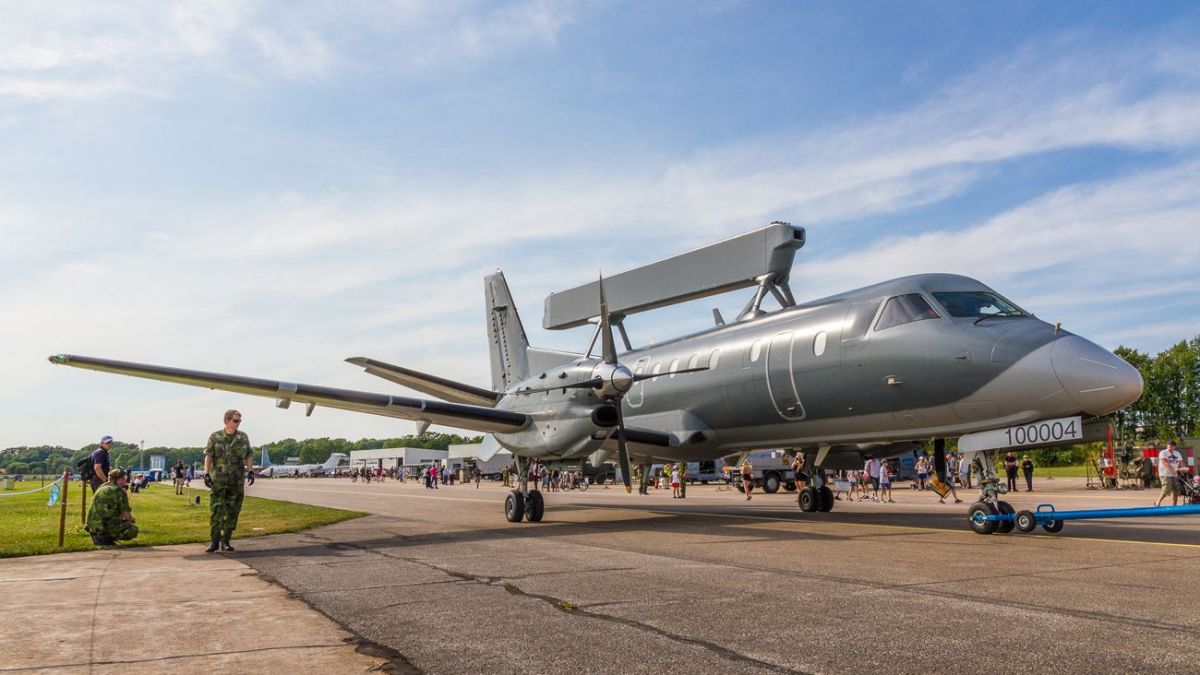 «Γκρίνια» και νεύρα της Ουκρανίας για τα σουηδικά Saab-340: «Αναποτελεσματικά & “λίγα” κατά της ρωσικής Αεροπορίας»