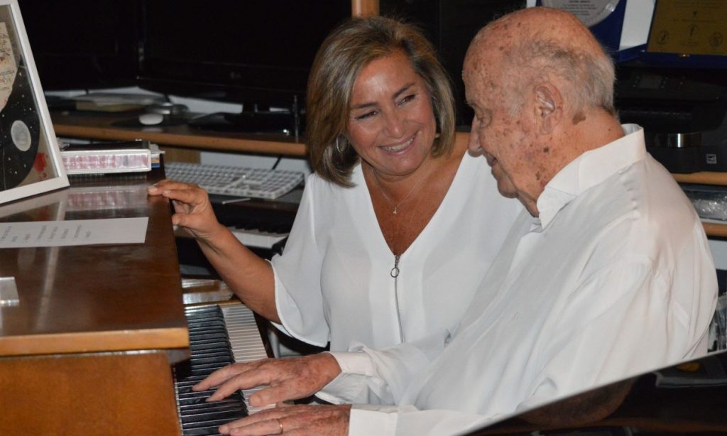 Λουκίλα Καρρέρ για Μίμη Πλέσσα: «Το βιβλίο της κοινής μας ζωή έχει τελειώσει – Πλέον ορίζω αλλιώς τον χρόνο »