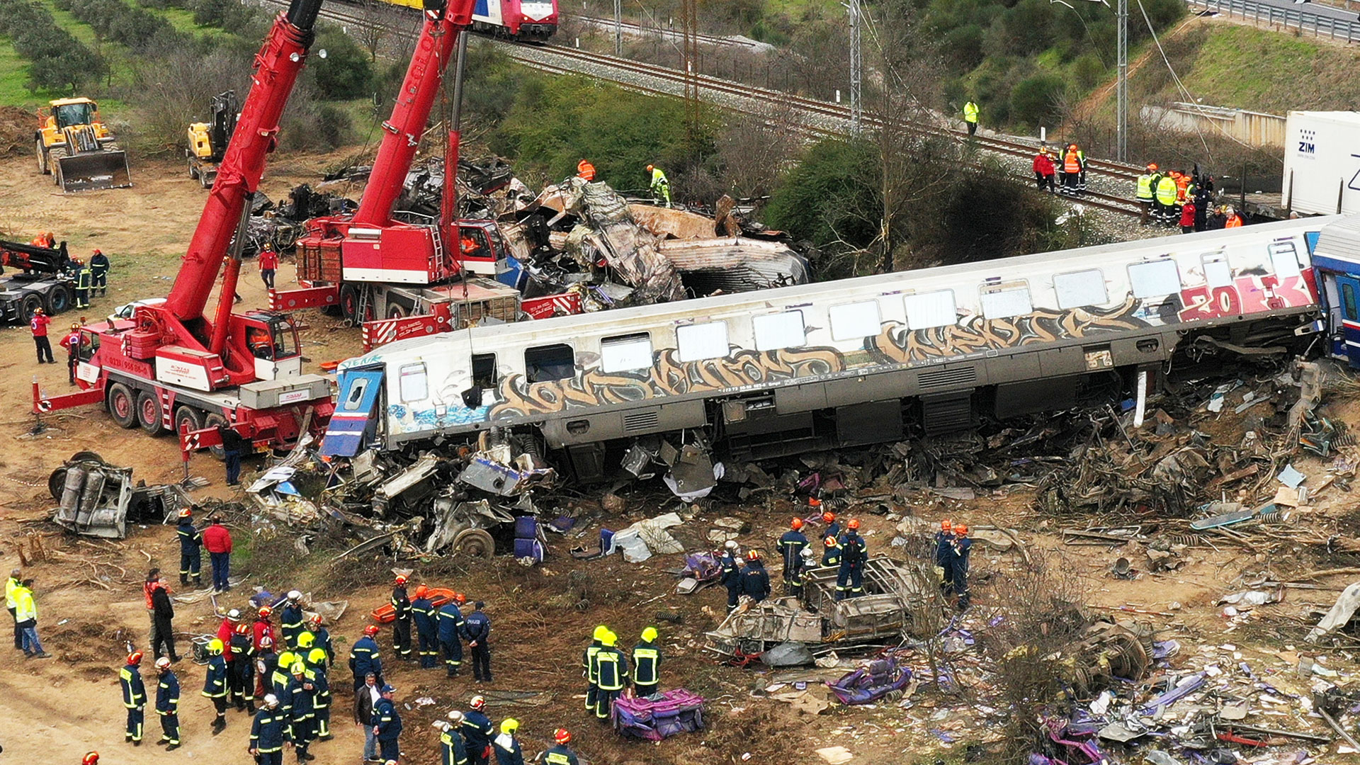 Έγκλημα στα Τέμπη: Στη Βουλή η δικογραφία για τους Κ.Καραμανλή και Χ.Σπίρτζη