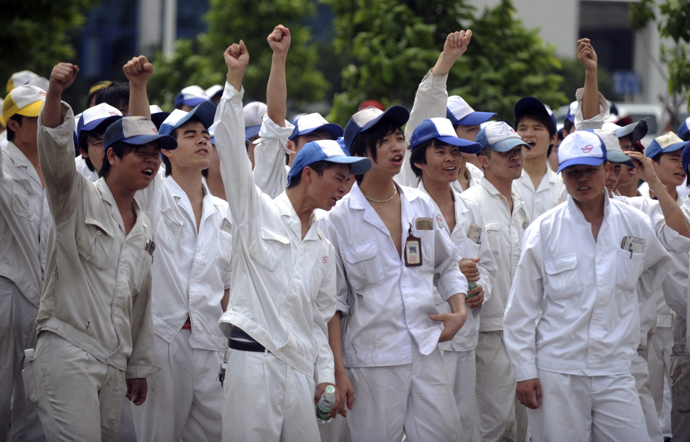 Κίνα: Αναφορές για εκτεταμένες ταραχές λόγω δασμών Τραμπ – Εκατομμύρια εργαζόμενοι κινδυνεύουν να μείνουν απλήρωτοι