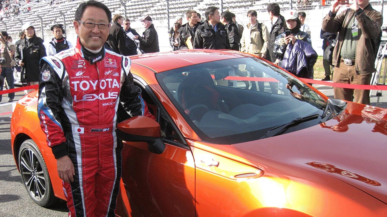 Akio Toyoda: «Τα σπορ αυτοκίνητα πρέπει να είναι θερμικά»