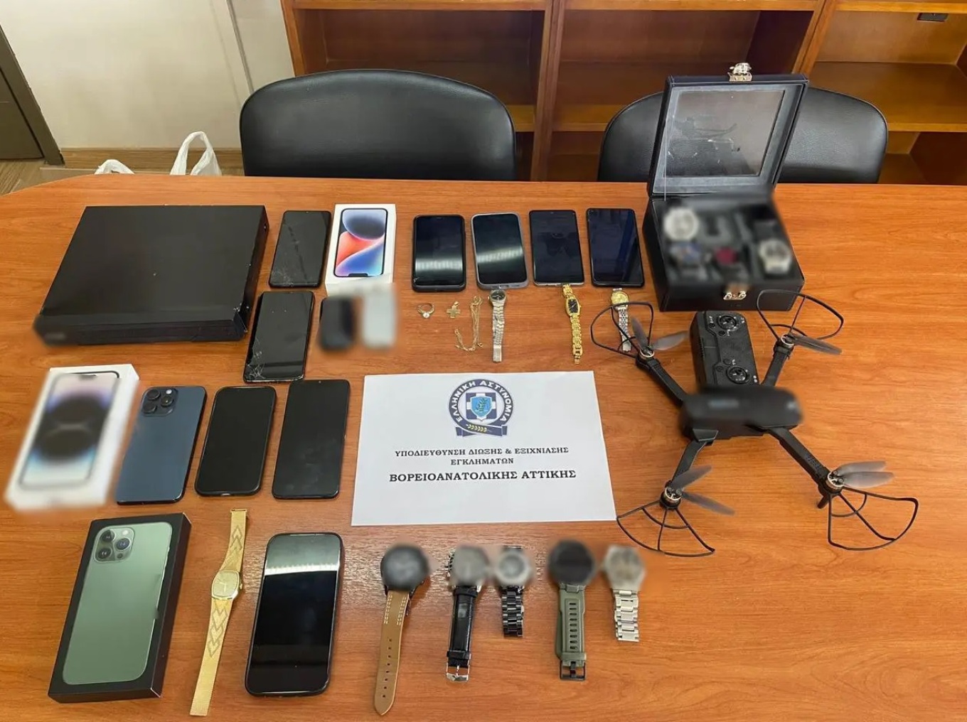 Άνω Λιόσια: Σπείρα «μπούκαρε» σε σπίτια στην Αττική και την Εύβοια – Είχαν ακόμη και drone ως «βοηθό» (φωτο)