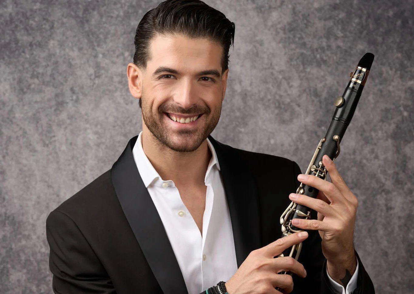 Α.Μουγκοπέτρος: H φωτογραφία που δημοσίευσε με τις κόρες του μέσα από το νοσοκομείο – «Με τις βασίλισσές μου»