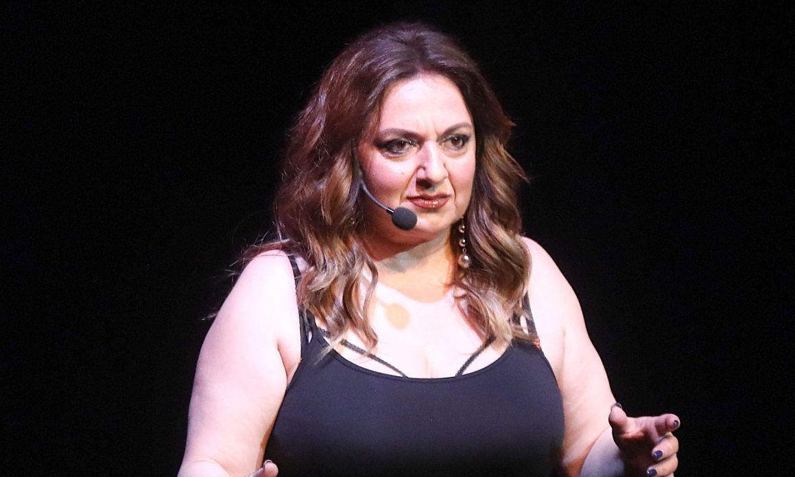 Σ.Μουτίδου: «Δίνω μάχη με τη θεραπεία να αποφύγω να γίνω σαν τους γονείς μου»