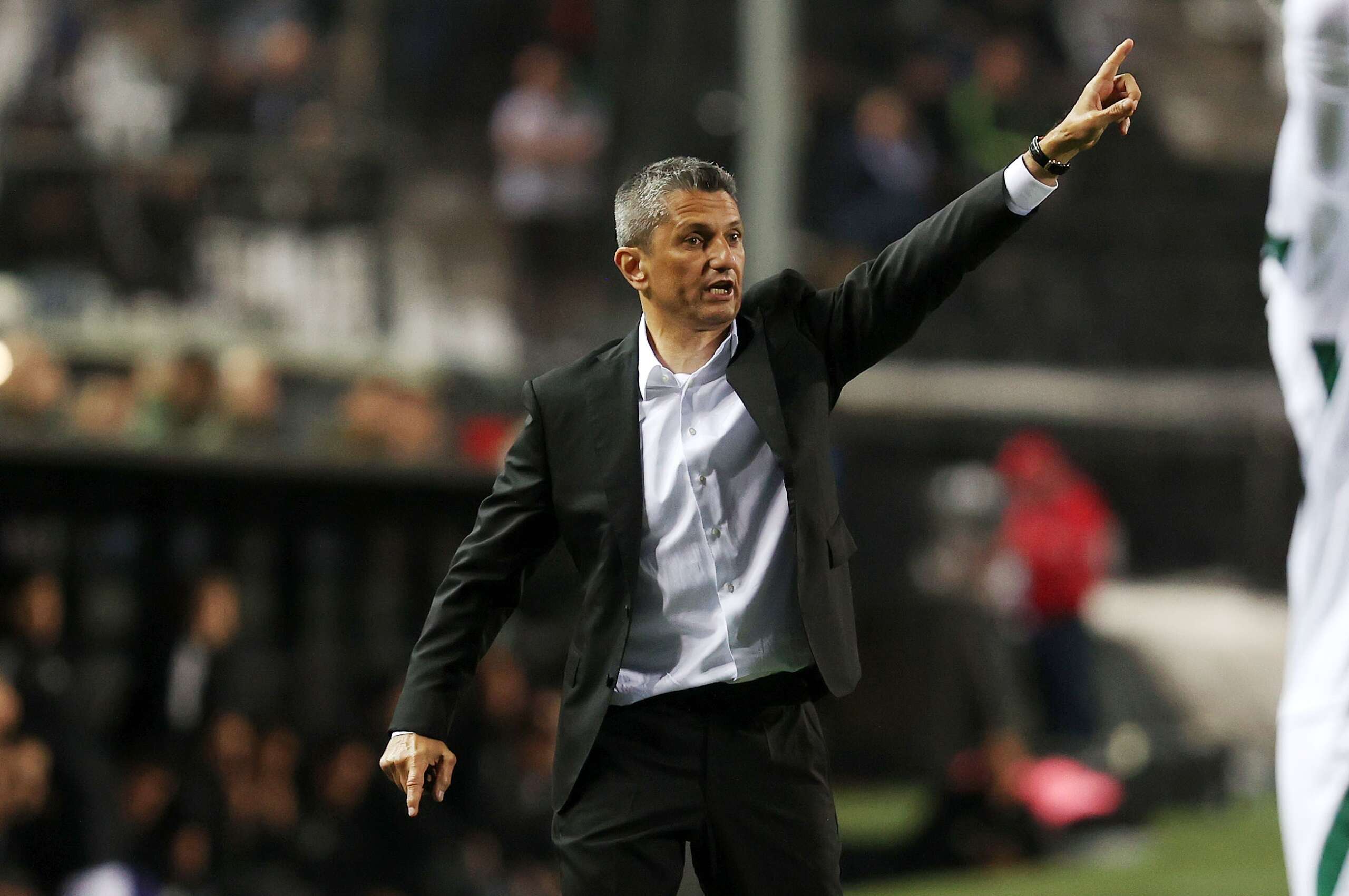 Ρ.Λουτσέσκου μετά την ήττα του ΠΑΟΚ: «Παλέψαμε και θα συνεχίσουμε να παλεύουμε – Δεν αλλάζει η λογική μας»