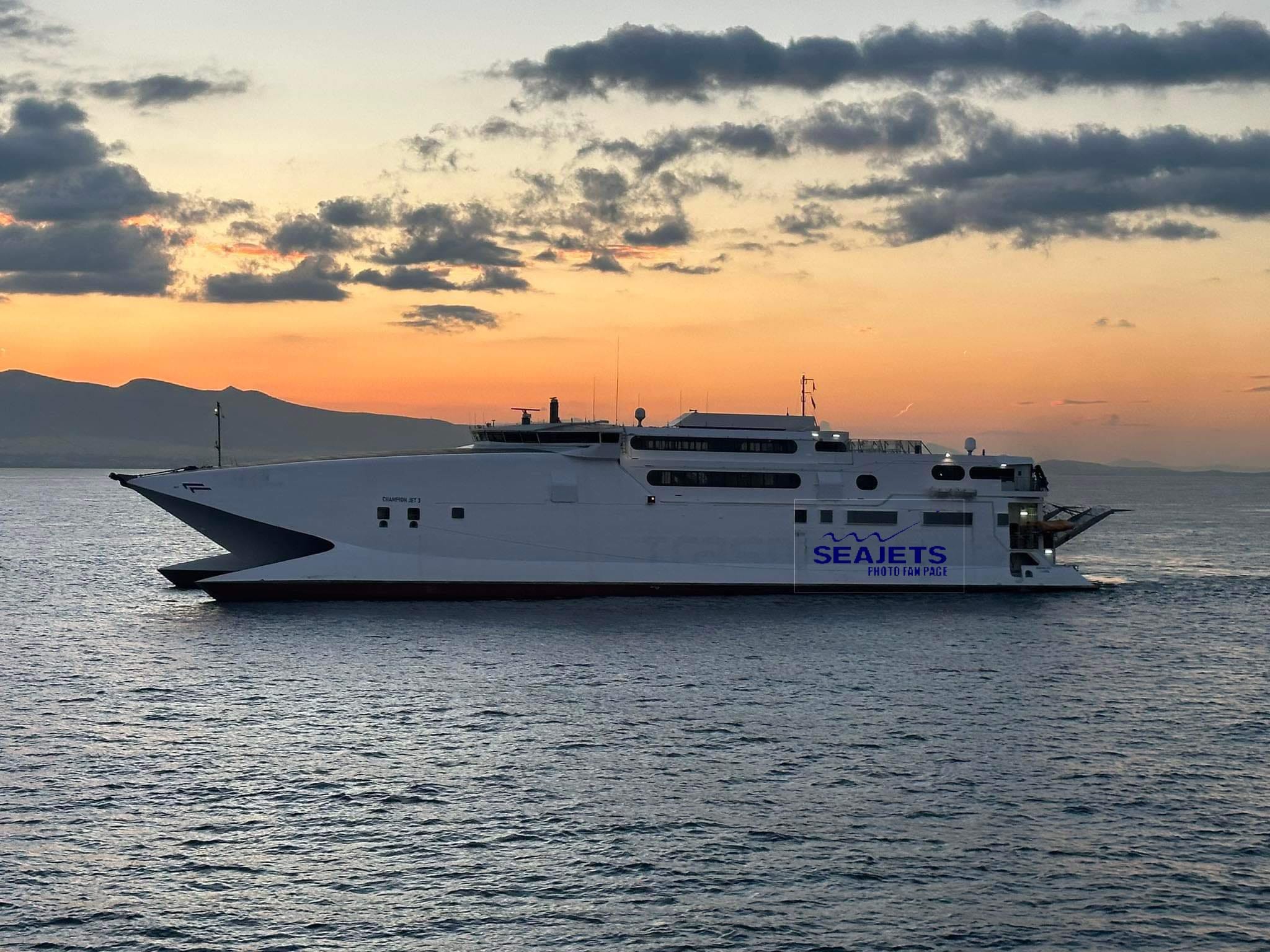 Μηχανική βλάβη σε επιβατικό πλοίο με τελικό προορισμό τον Πειραιά – Αναγκαστική στάση στη Νάξο