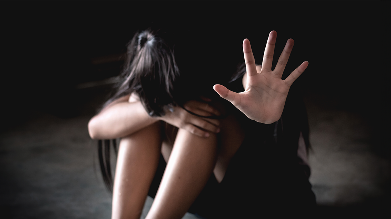 Φρίκη για 13χρονη στη Ρόδο: Την κακοποιούσε σεξουαλικά από την Ε’ Δημοτικού ο πατριός της