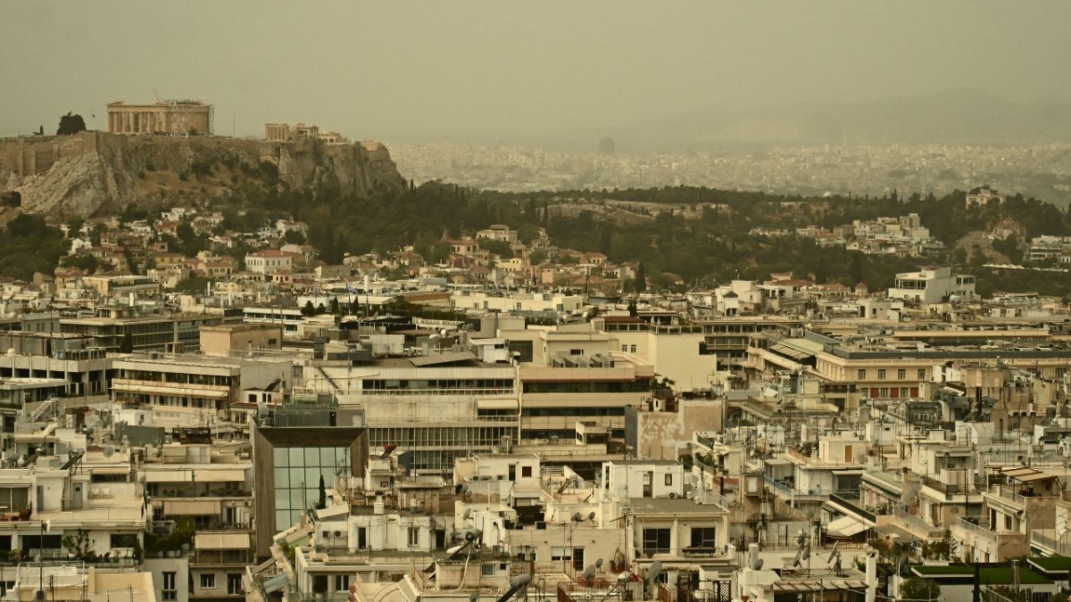 «Κοκτέιλ» ζέστης και αφρικανικής σκόνης έως την Παρασκευή – Πάνω από 31ºC η θερμοκρασία