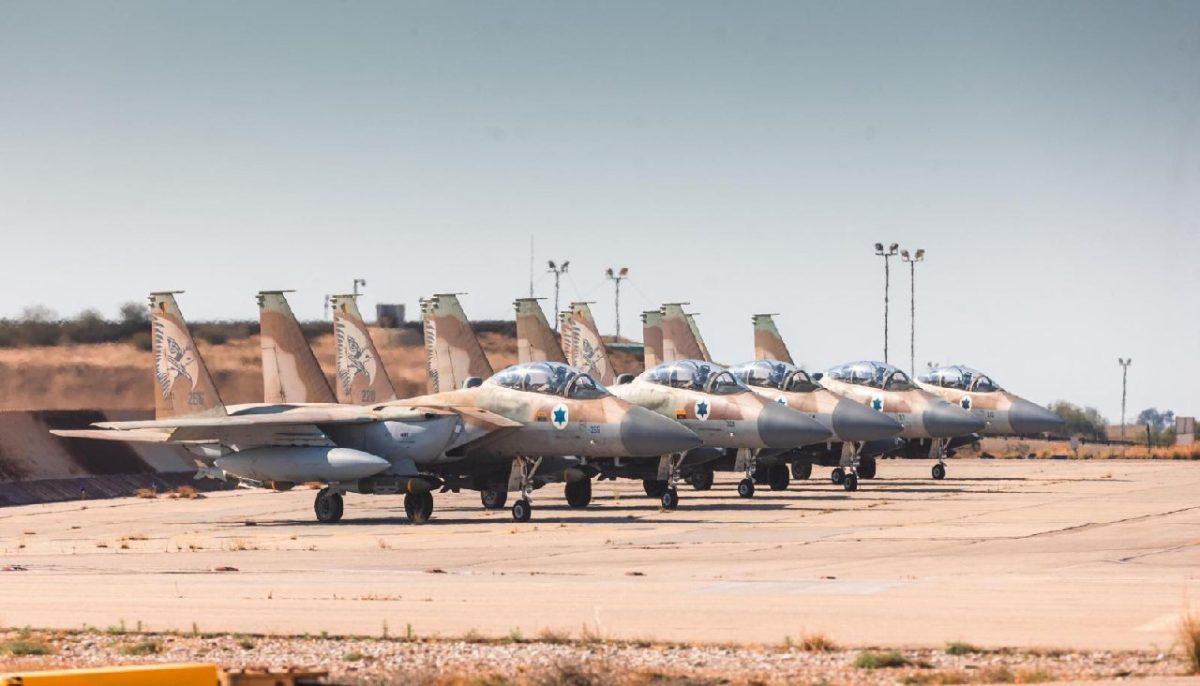 Μέση Ανατολή: Ισραηλινά πλήγματα κοντά στο αεροδρόμιο της Σαναά στην Υεμένη