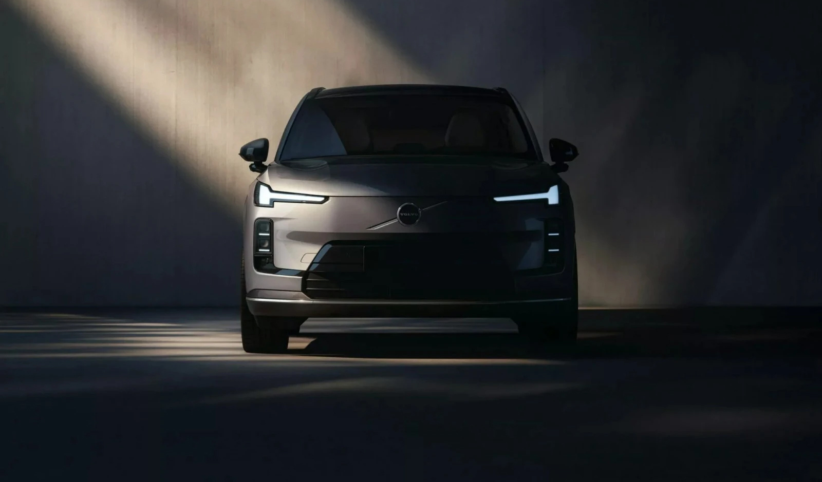 Πρώτες πληροφορίες για το νέο Volvo XC70