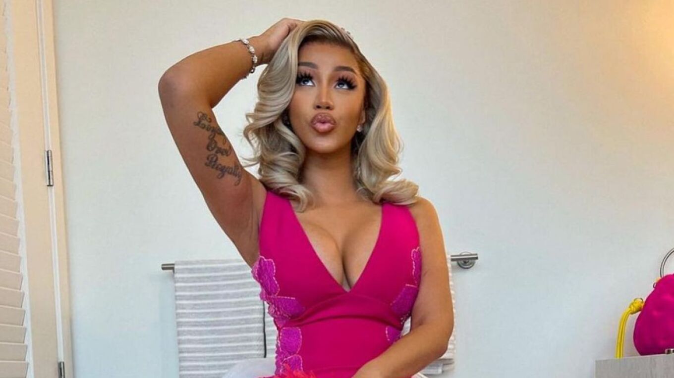 Η Cardi B απάντησε σε αρνητικό σχόλιο που της έγινε για την εμφάνισή της στο Met Gala: «Ήμουν απλώς κουρασμένη»