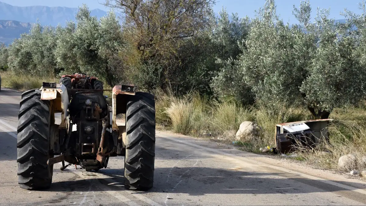 Νεμέα: Νεκρός ένας 57χρονος αγρότης που έπεσε από το τρακτέρ του