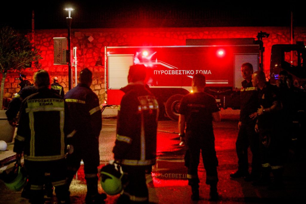 Τραγωδία στη Νέα Σμύρνη: Ηλικιωμένη πέθανε από πυρκαγιά που ξέσπασε στο διαμέρισμά της