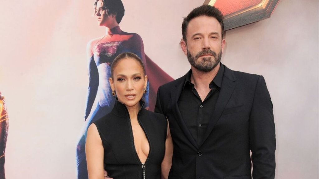 Η Τζένιφερ Λόπεζ υποσχέθηκε στα δίδυμα παιδιά της ότι θα βγει πιο δυνατή από το διαζύγιο με τον Μπεν Άφλεκ