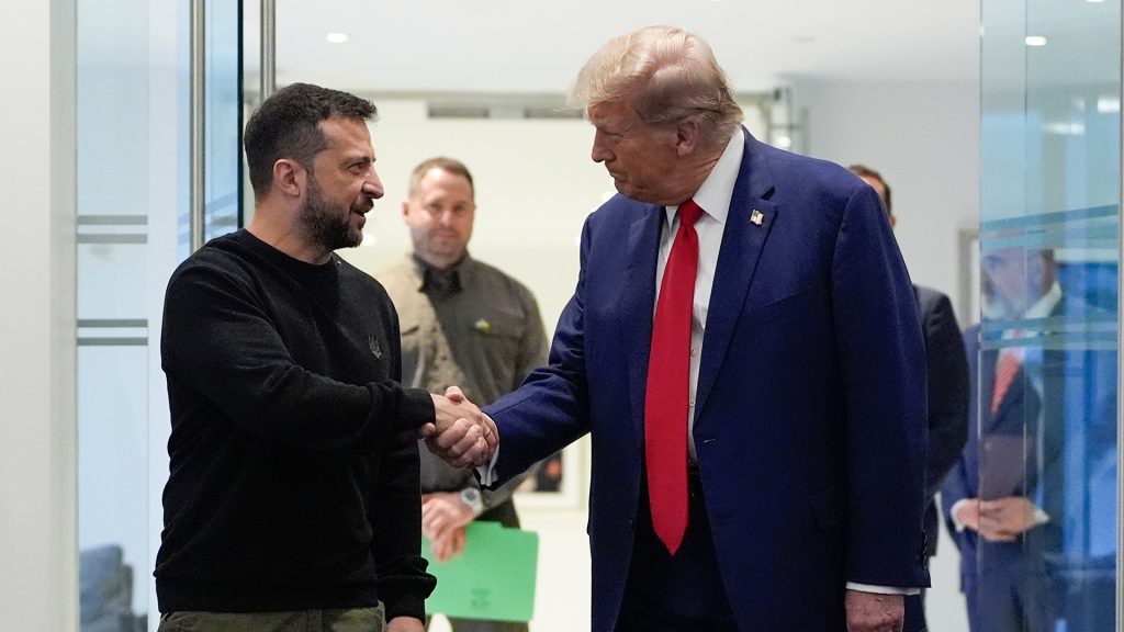 Ν.Τραμπ: «Θα μιλήσω σύντομα με τον Β.Ζελένσκι»
