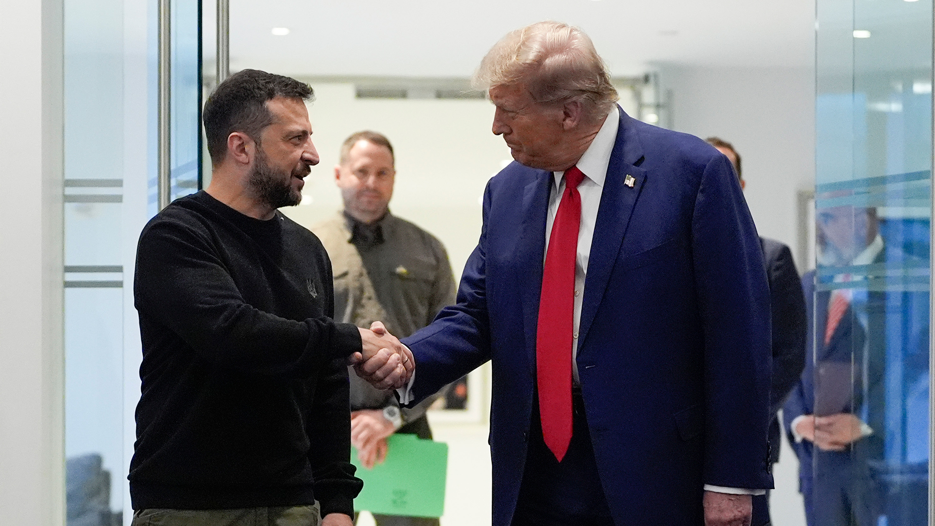 Ν.Τραμπ: «Θα μιλήσω σύντομα με τον Β.Ζελένσκι»