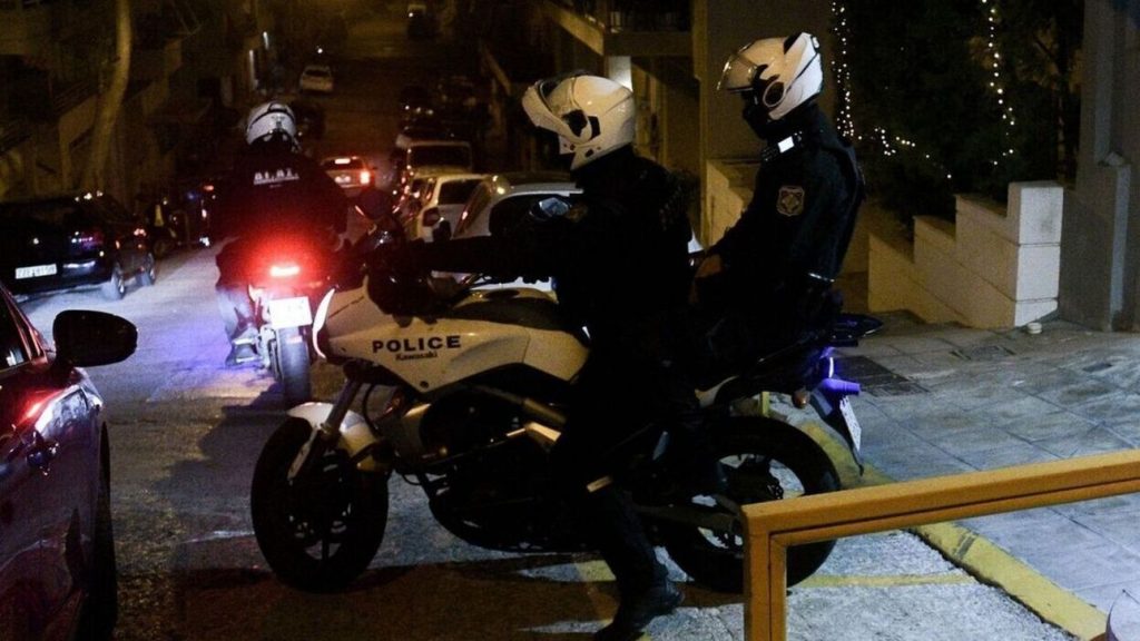 Ένοπλη ληστεία σε σουβλατζίδικο στο Αιγάλεω – Στο νοσοκομείο ο ιδιοκτήτης του καταστήματος